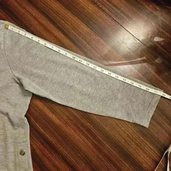 Ideology Gray Long Sleeve Round Neck Side Snap Long Tunic Plus 1X EUC - Picture 12 of 14